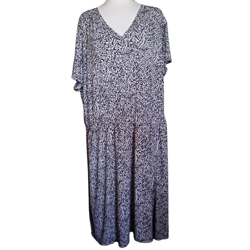 Lane Bryant Black & White Surplice Top Fit N Flare Midi Dress Size 26 / 28